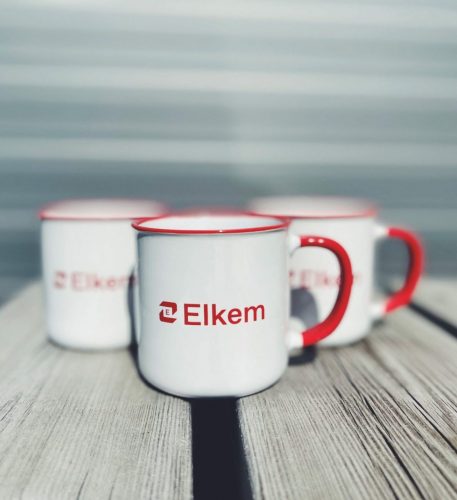 Kopper med logo fra Elkem- eksempel på profilvare